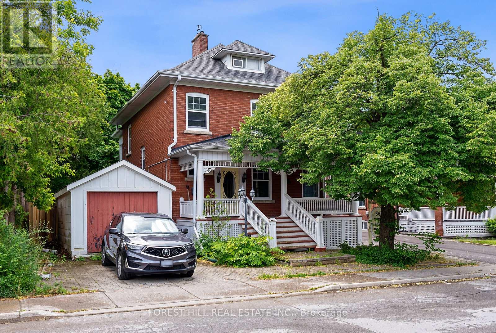 Main - 36 Arnold Crescent, Richmond Hill, Ontario  L4C 3R5 - Photo 1 - N13780124