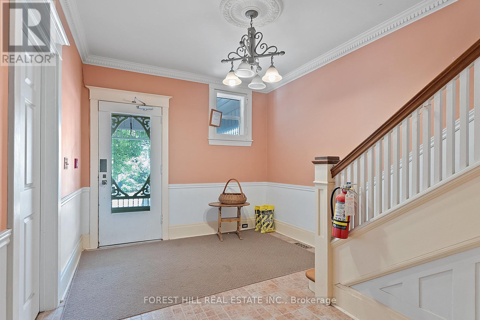 Main - 36 Arnold Crescent, Richmond Hill, Ontario  L4C 3R5 - Photo 33 - N13780124