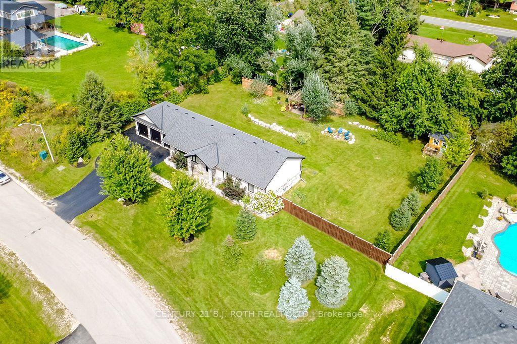 5 Keyzer Drive, Oro-Medonte (Warminster), Ontario  L3V 8N7 - Photo 4 - S13779980
