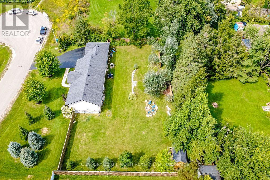 5 Keyzer Drive, Oro-Medonte (Warminster), Ontario  L3V 8N7 - Photo 5 - S13779980
