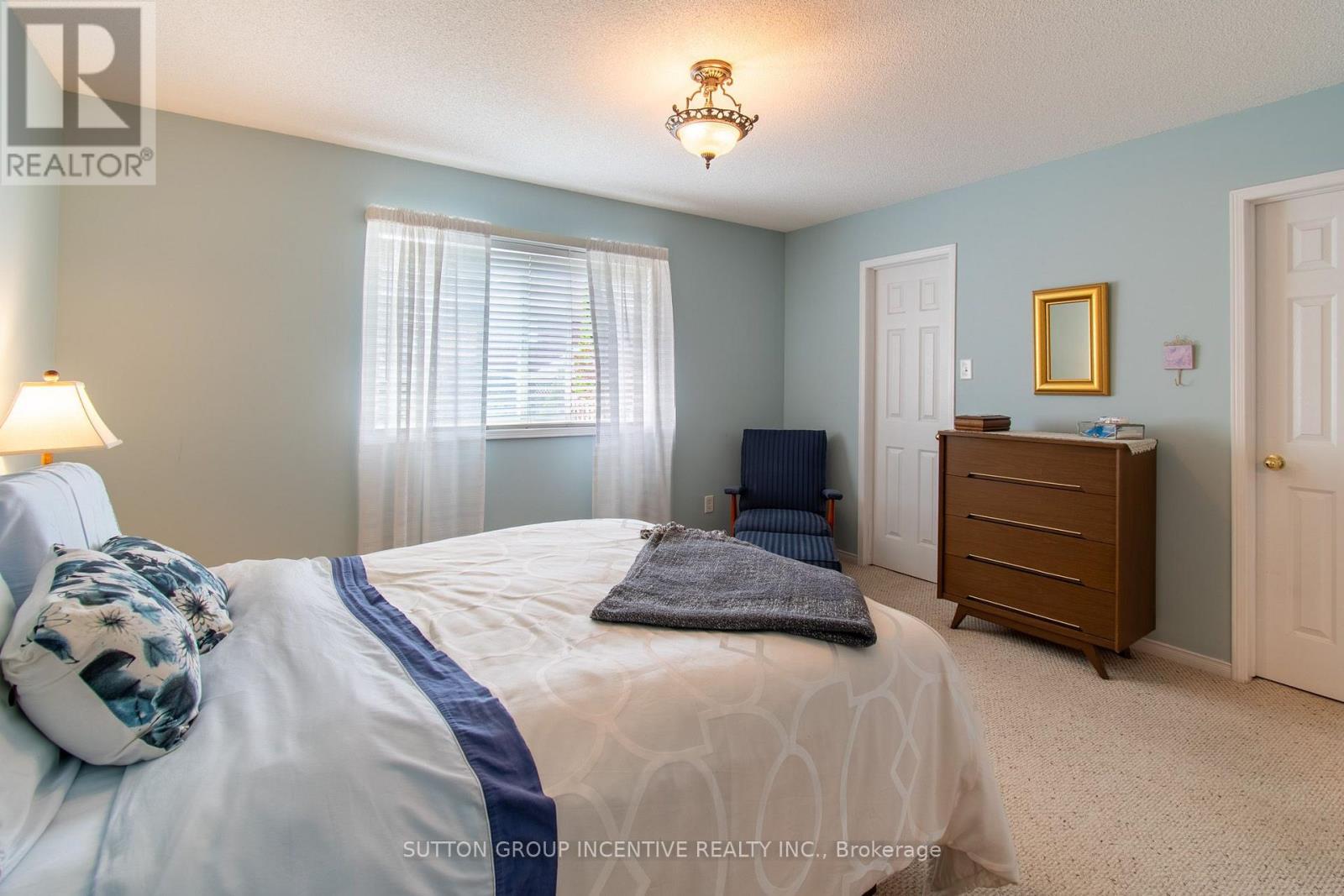 58 Tunbridge Road, Barrie, Ontario L4M 6T1 - Photo 14 - S13780128