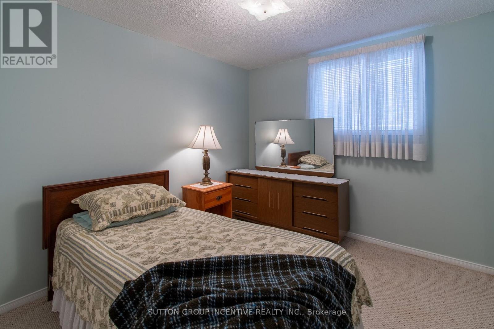 58 Tunbridge Road, Barrie, Ontario L4M 6T1 - Photo 22 - S13780128