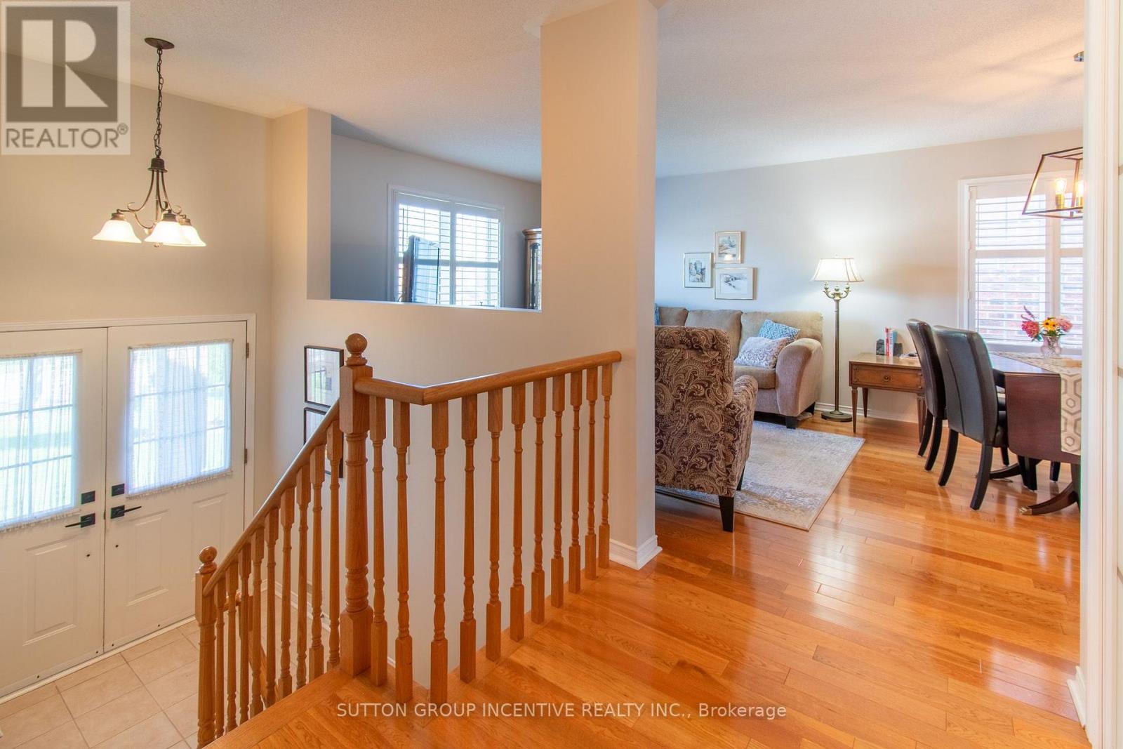 58 Tunbridge Road, Barrie, Ontario L4M 6T1 - Photo 5 - S13780128