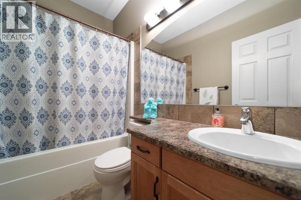3807 75 Street, Camrose, Alberta  T4V 4C6 - Photo 8 - A2344526