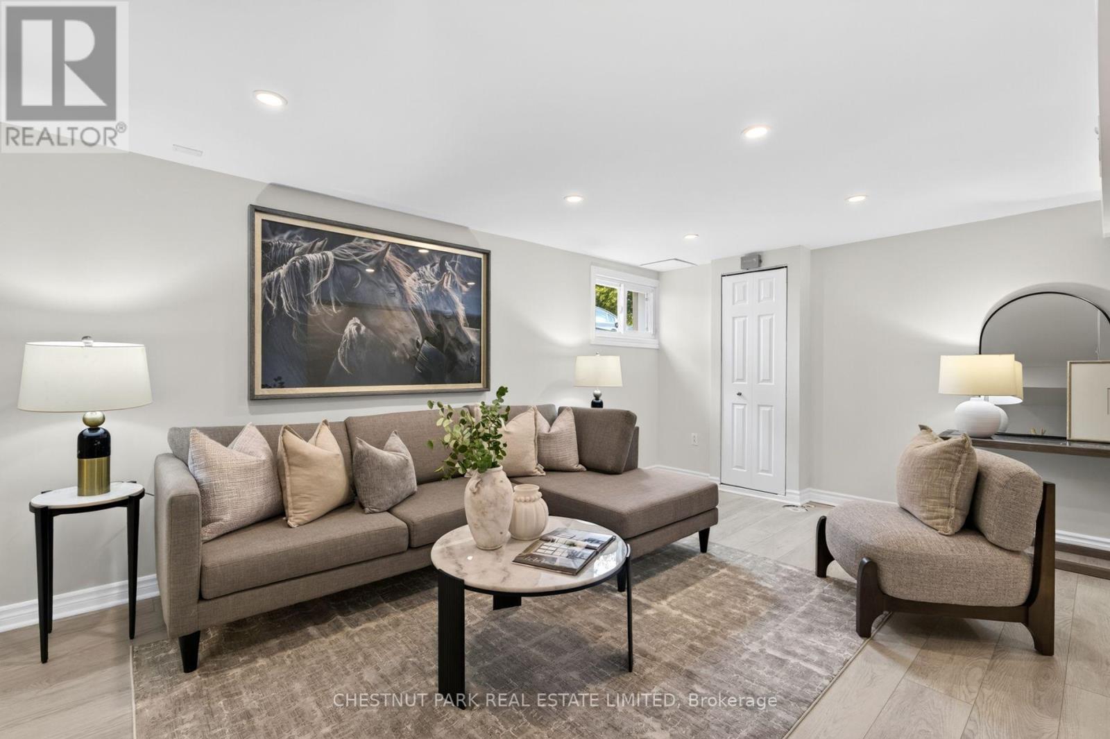 64 Pasadena Gardens, Toronto, Ontario  M6S 4R5 - Photo 26 - W13780086