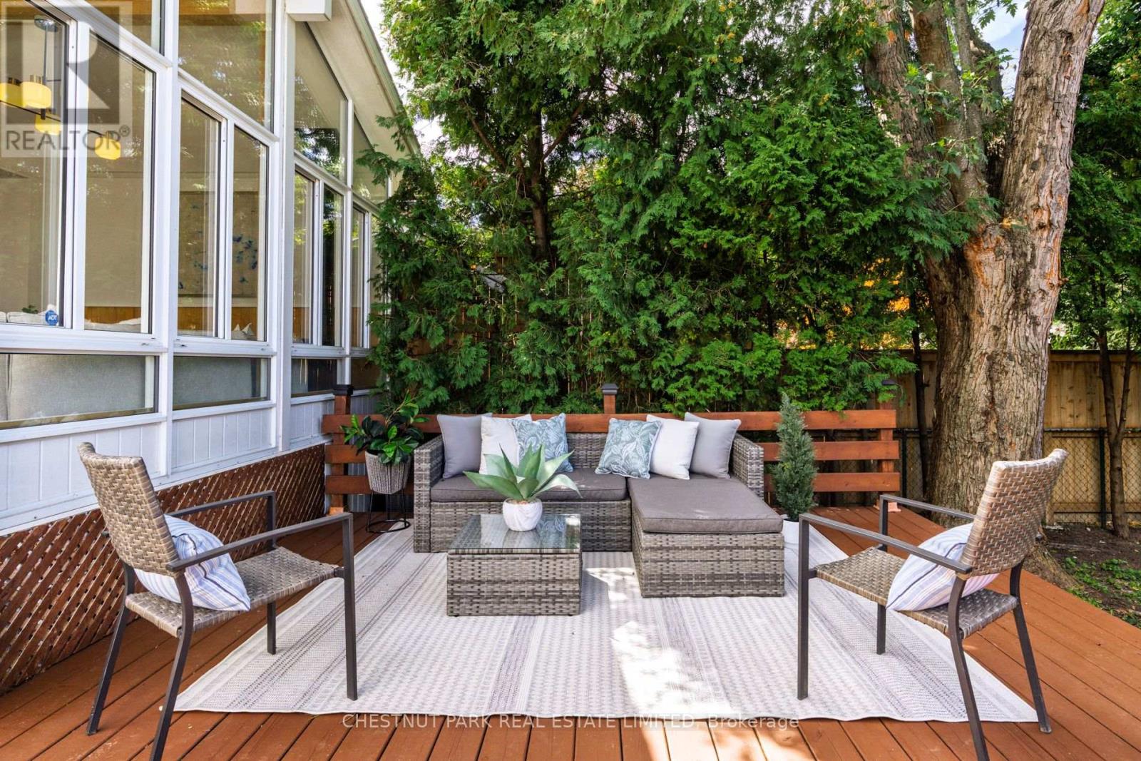 64 Pasadena Gardens, Toronto, Ontario  M6S 4R5 - Photo 34 - W13780086