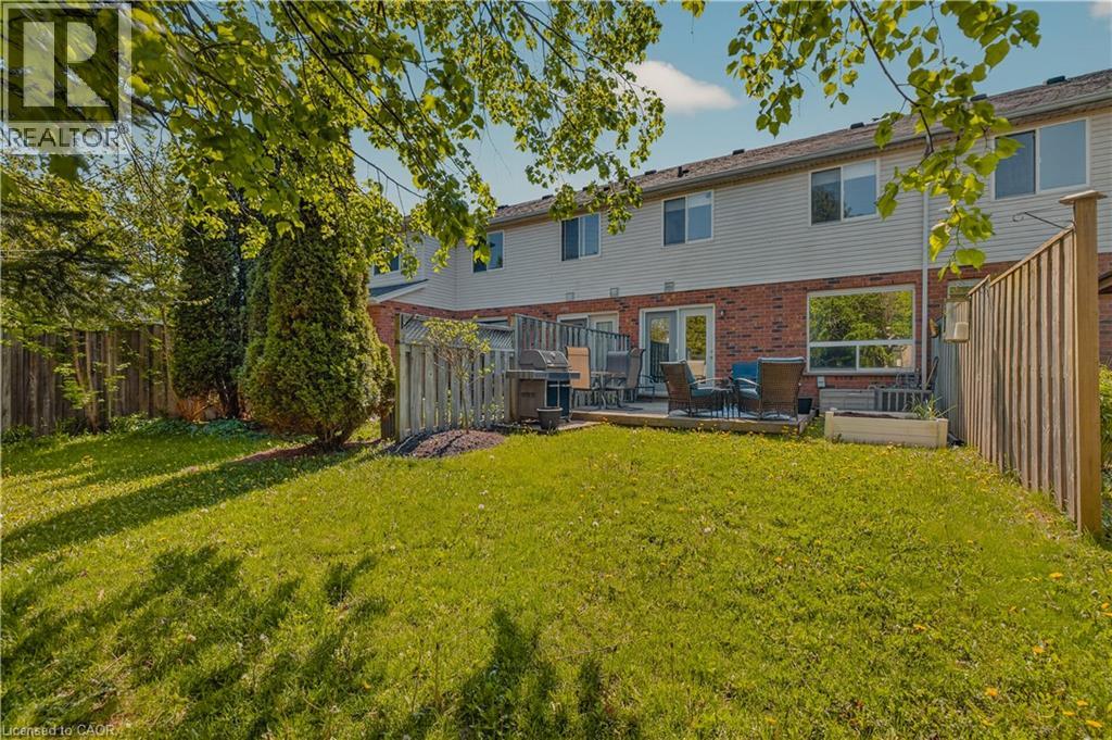 475 Annapolis Court, Waterloo, Ontario  N2K 4E7 - Photo 38 - 40861303