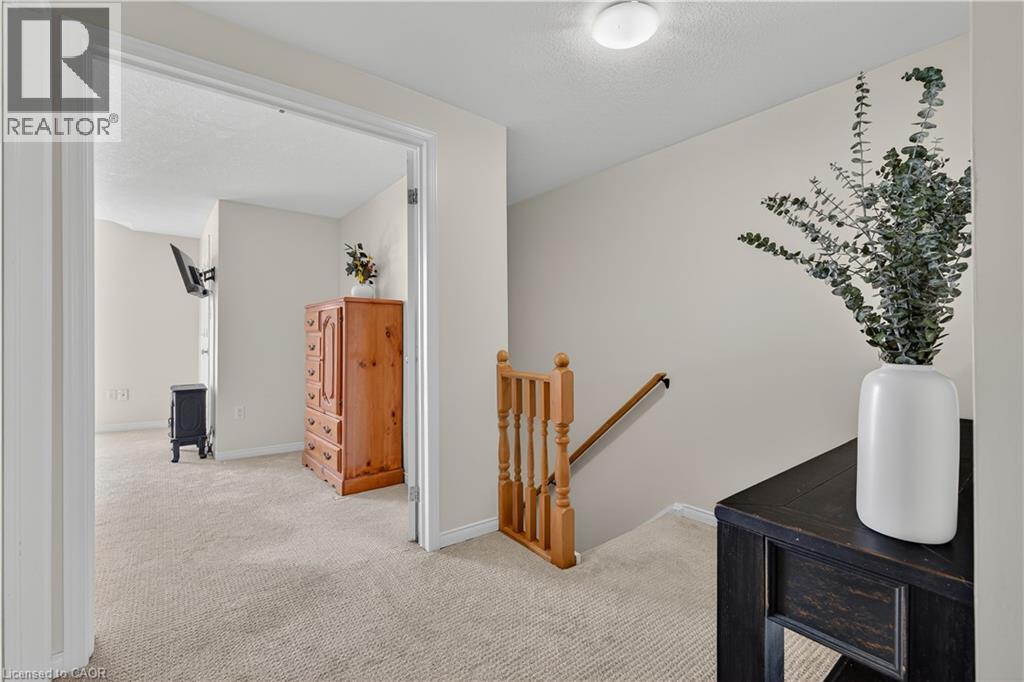 475 Annapolis Court, Waterloo, Ontario  N2K 4E7 - Photo 20 - 40861303