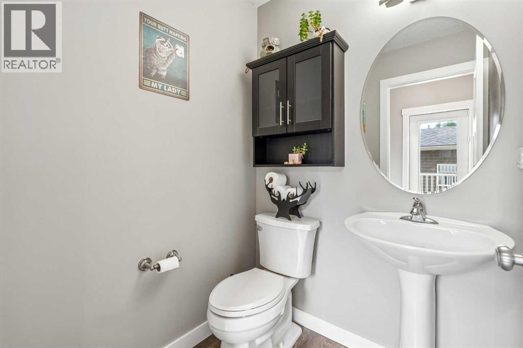 401 Edward Avenue Nw, Diamond Valley, Alberta  T0L 2A0 - Photo 15 - A2339811