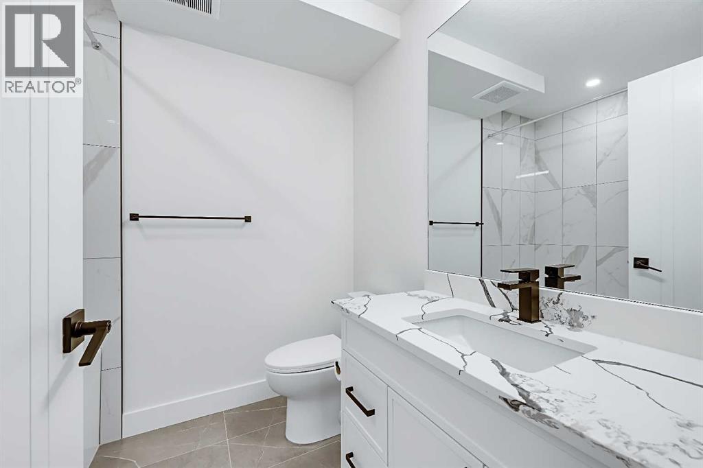 7341 37 Avenue NW, Calgary, Alberta  T3B 1W7 - Photo 38 - A2343323