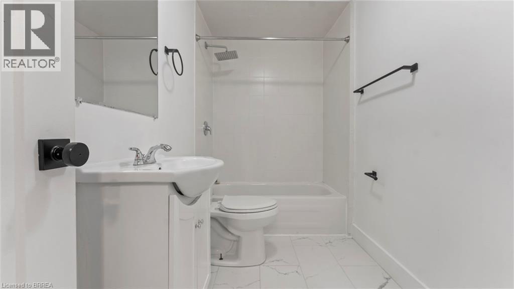 302 Colborne Street Unit# 2, Brantford, Ontario  N3S 3M9 - Photo 13 - 40862926