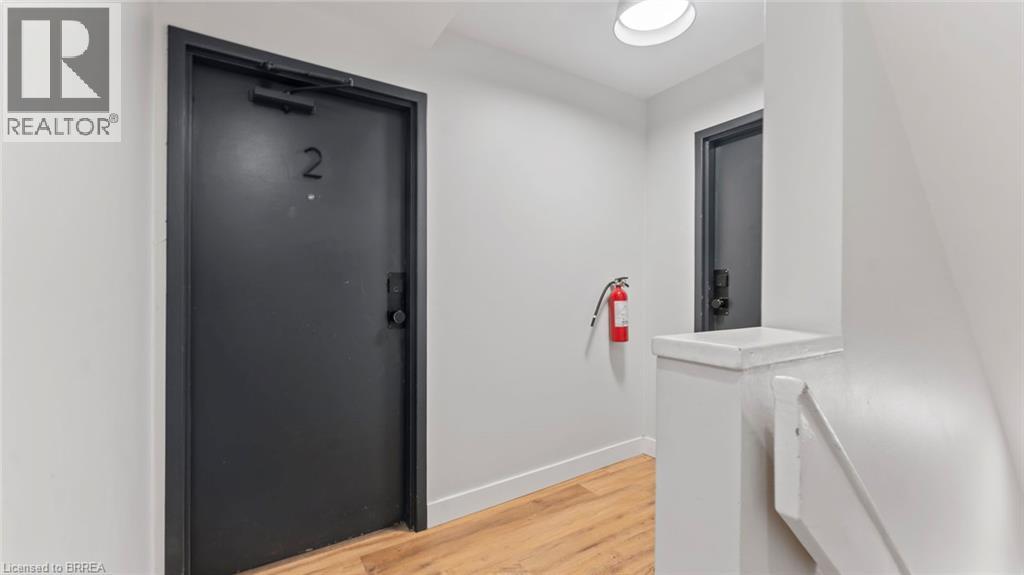 302 Colborne Street Unit# 2, Brantford, Ontario  N3S 3M9 - Photo 2 - 40862926