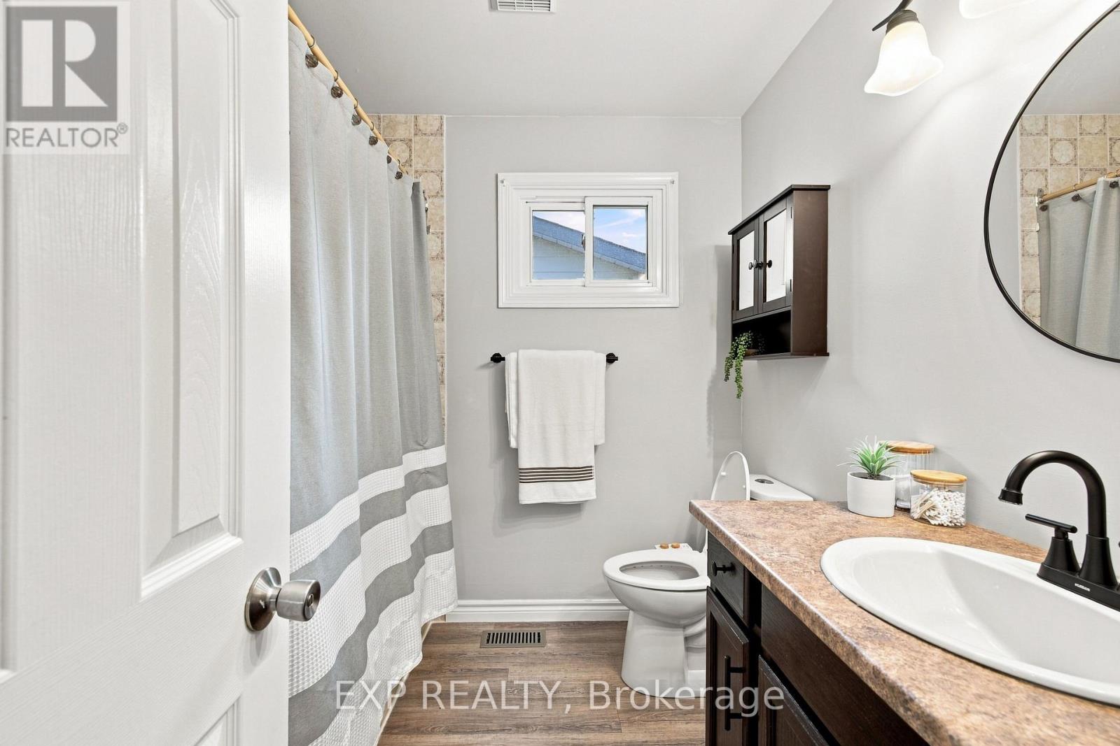447 Drummerhill Crescent, Waterloo, Ontario  N2T 1G3 - Photo 23 - X13779940