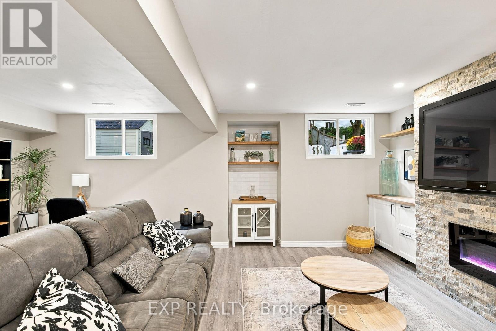 447 Drummerhill Crescent, Waterloo, Ontario  N2T 1G3 - Photo 39 - X13779940