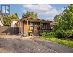 447 DRUMMERHILL CRESCENT, Waterloo, Ontario
