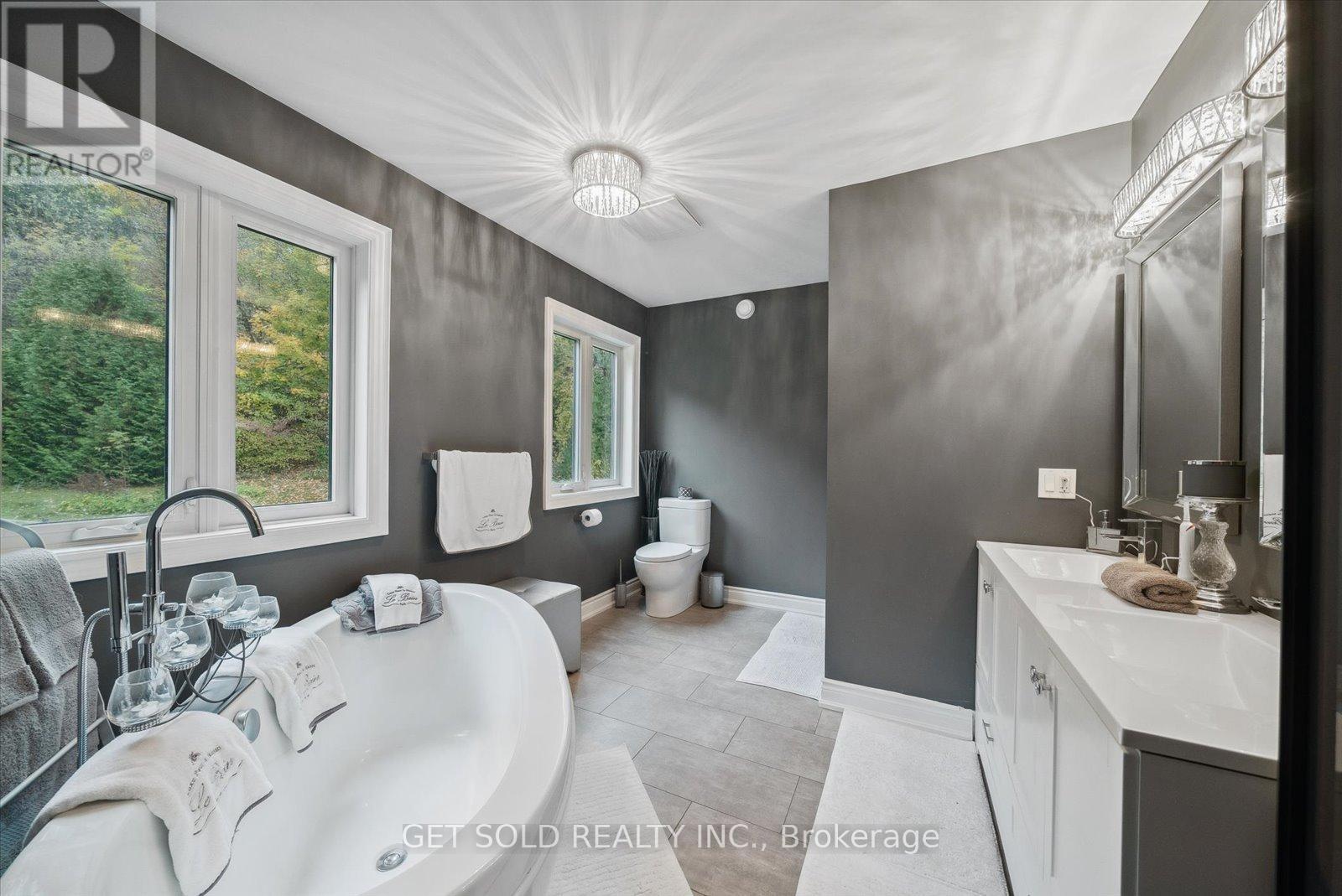 11 Fieldway Court, Melancthon, Ontario  L0N 1J0 - Photo 16 - X13780118