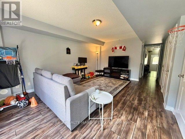 27 Bergamont Road, Brampton, Ontario  L6Y 0R1 - Photo 3 - W13762690