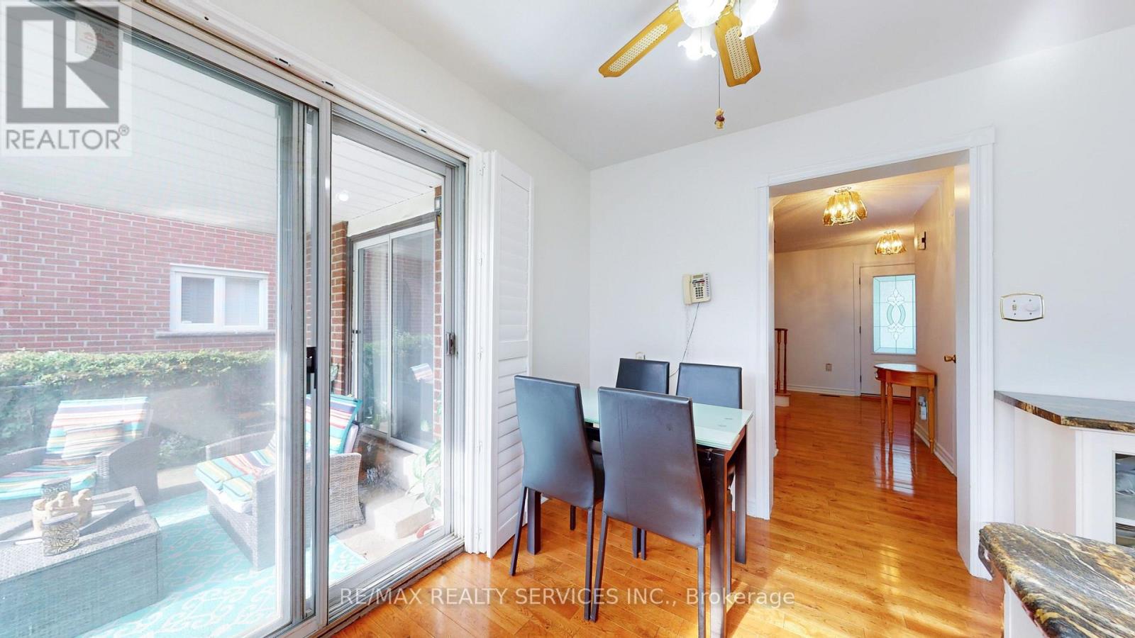 25 Malcolm Crescent, Brampton, Ontario  L6S 3C7 - Photo 22 - W13698480