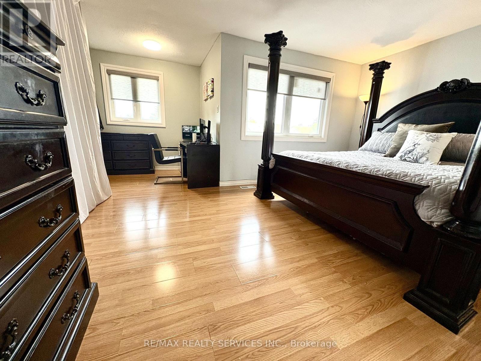 151 Greene Drive, Brampton, Ontario  L6V 2P2 - Photo 9 - W13780046