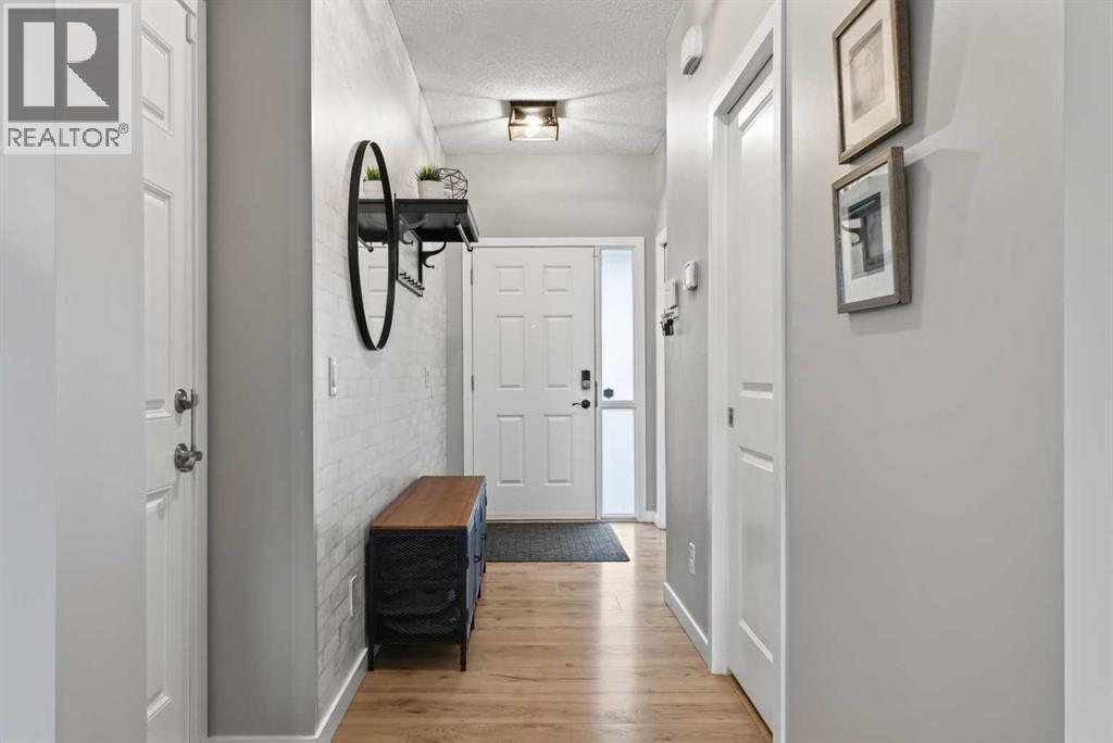 213 Auburn Meadows Boulevard Se, Calgary, Alberta  T3M 2E3 - Photo 3 - A2344613