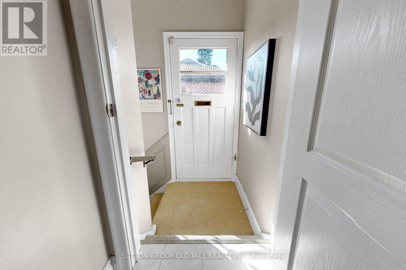 4 Ravenscrest Drive, Toronto, Ontario  M9B 5M7 - Photo 28 - W13779054