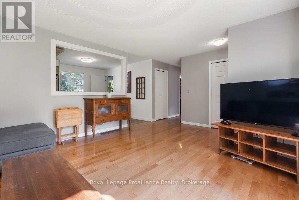 247 Harmony Road, Belleville (Thurlow Ward), Ontario  K0K 1V0 - Photo 6 - X13780362