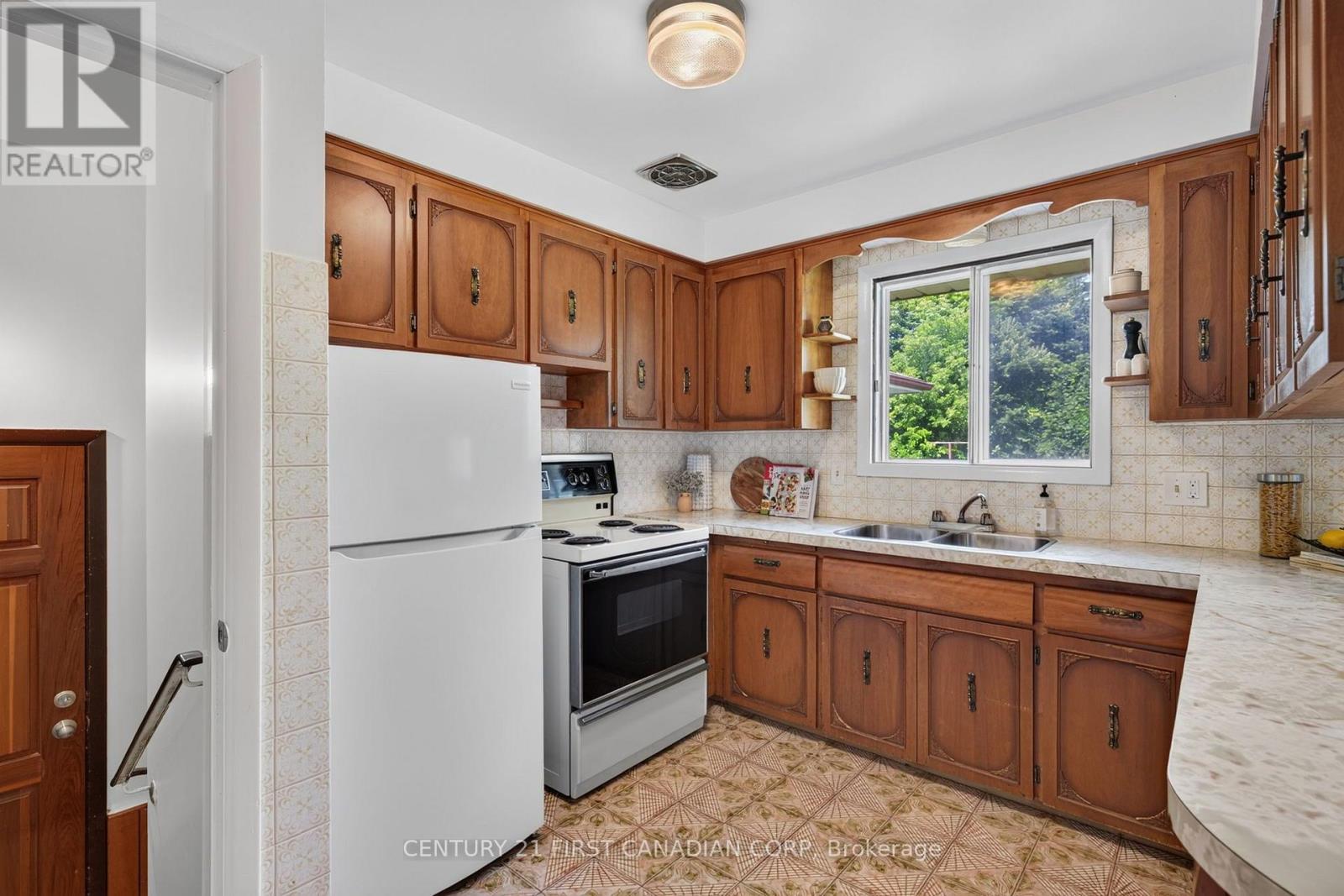 141 Fairhaven Circle, London East, Ontario  N5W 1E3 - Photo 24 - X13780204