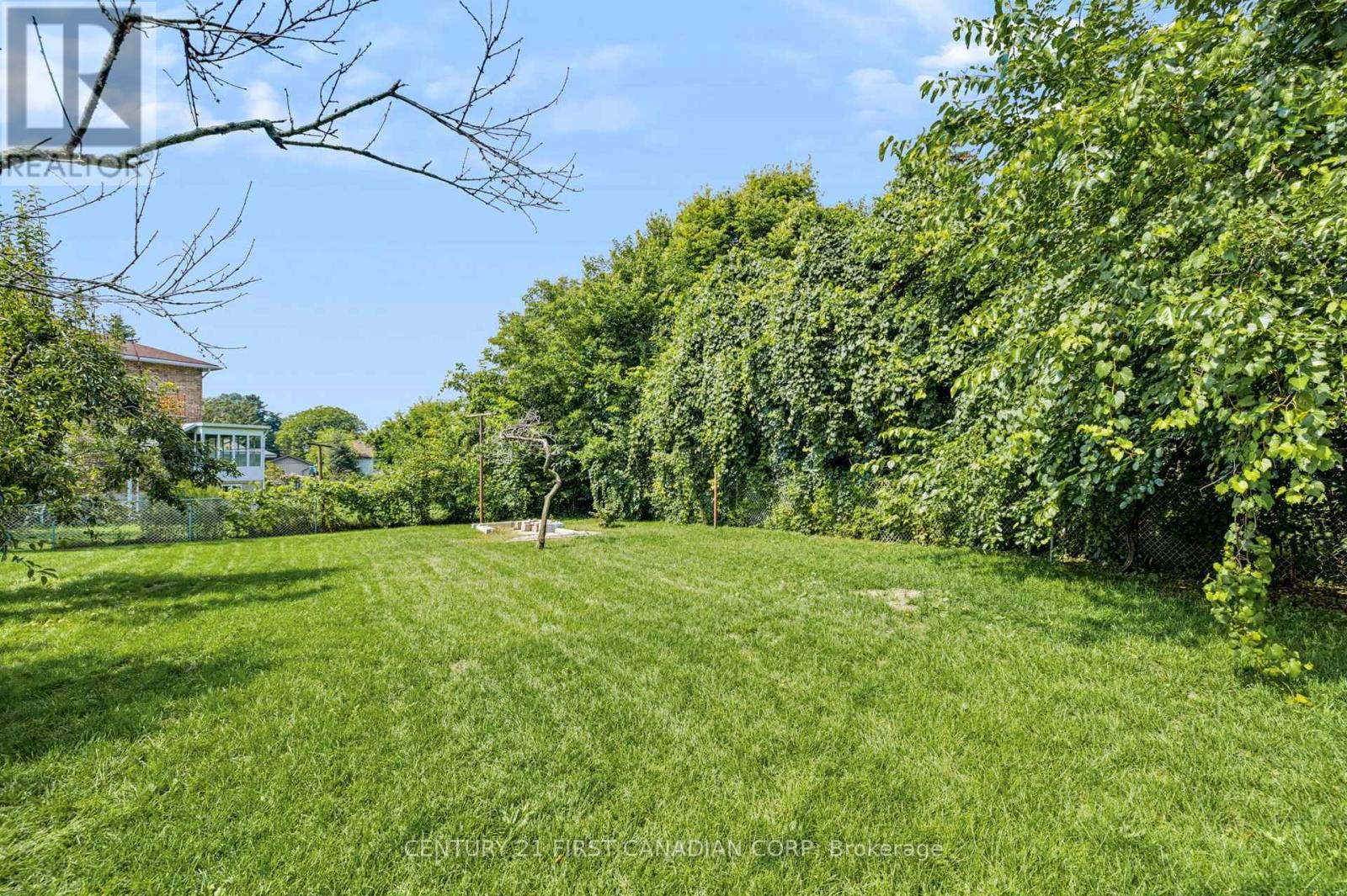 141 Fairhaven Circle, London East, Ontario  N5W 1E3 - Photo 43 - X13780204