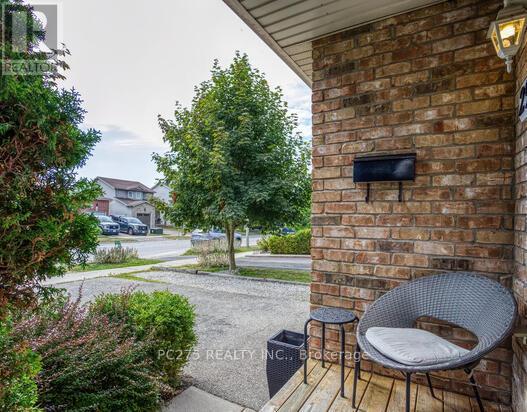 296 Millburn Boulevard, Centre Wellington, Ontario  N1M 3S3 - Photo 2 - X13780478