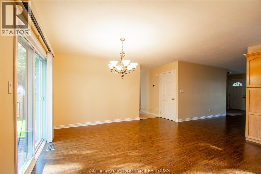 24 Churchill Park Road, Chatham, Ontario  N7M 6K5 - Photo 14 - 26022413