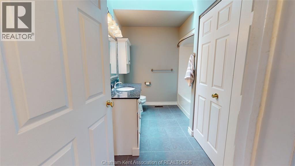 24 Churchill Park Road, Chatham, Ontario  N7M 6K5 - Photo 16 - 26022413