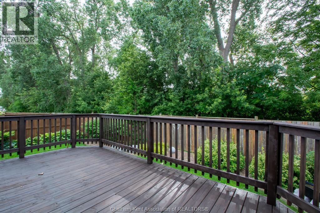 24 Churchill Park Road, Chatham, Ontario  N7M 6K5 - Photo 27 - 26022413