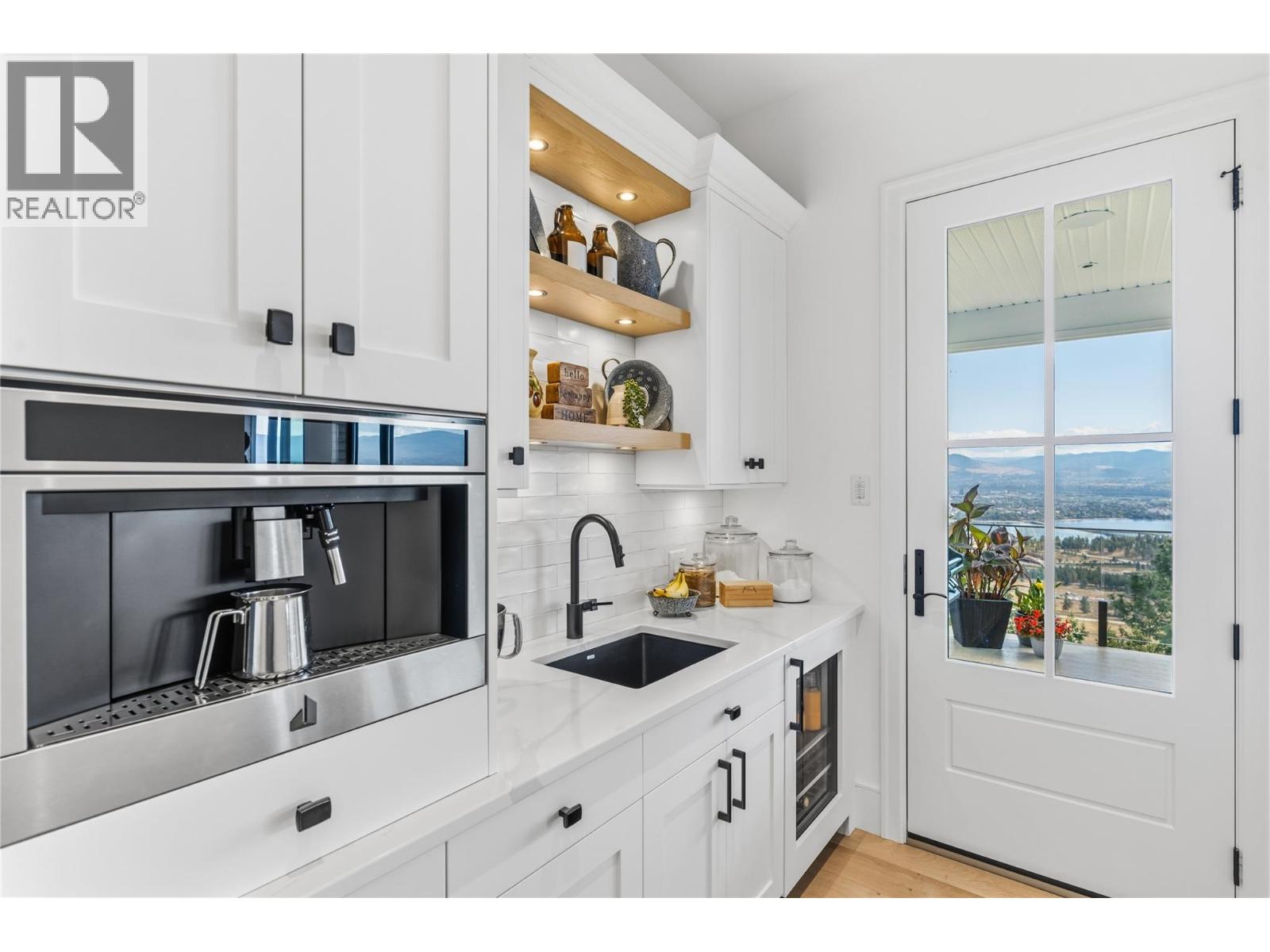 902 Lloyd Jones Drive West Kelowna Photo 18