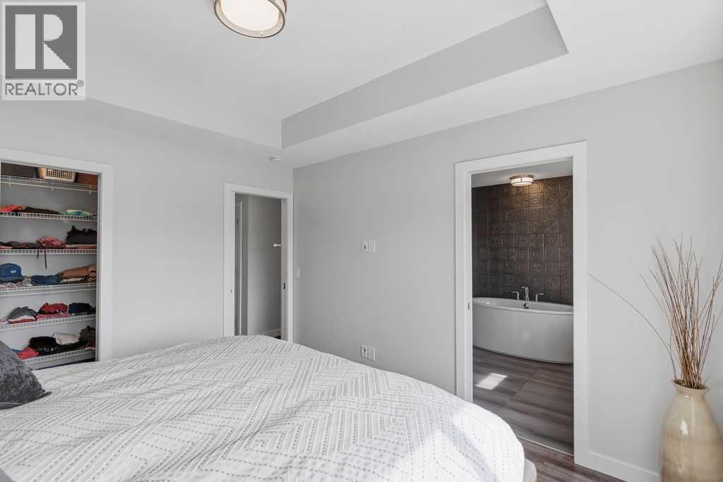 24 Chelsea Cape, Chestermere, Alberta  T1X 1Z4 - Photo 19 - A2344594