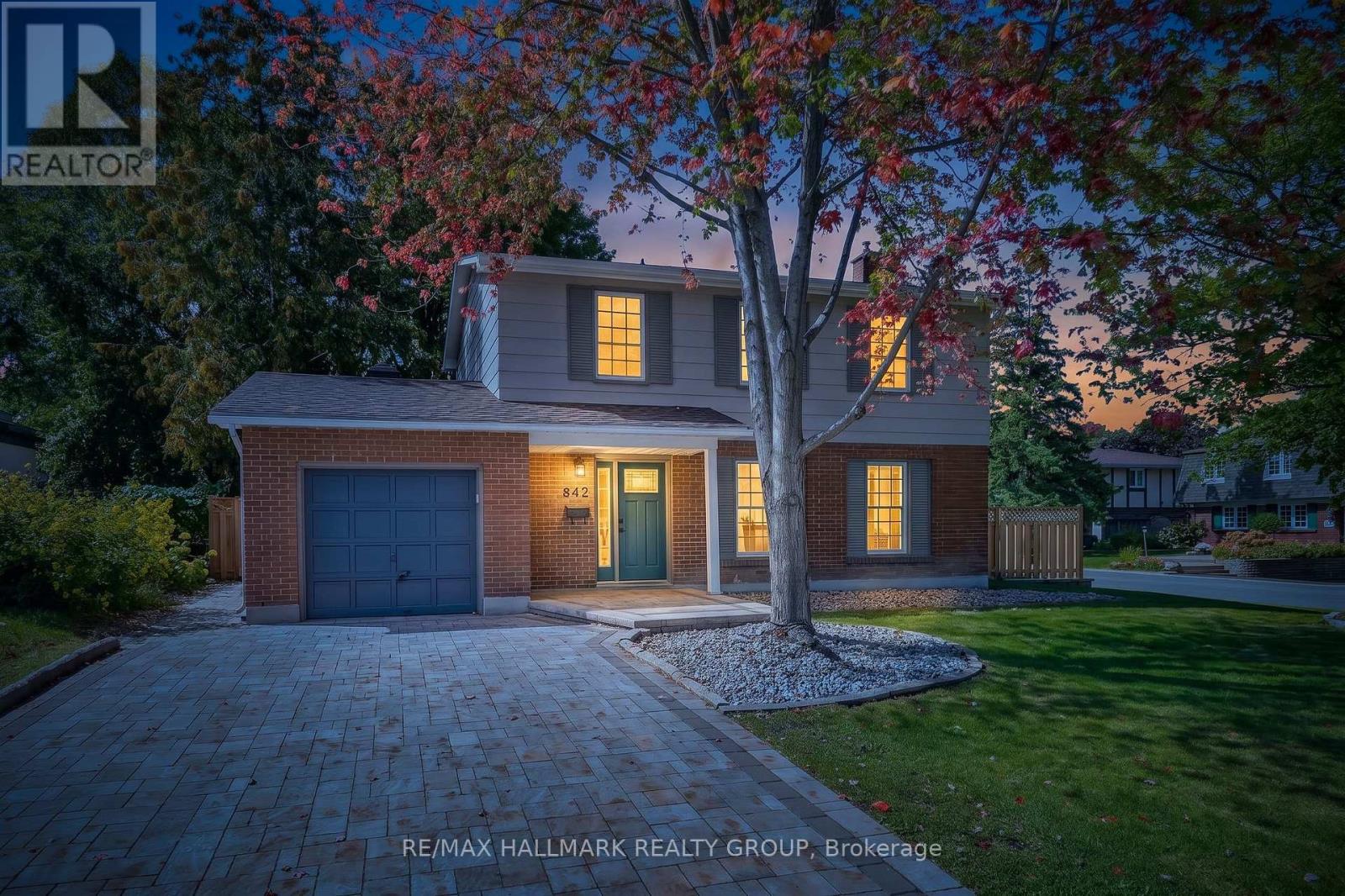 612 CLANCY STREET, Ottawa, Ontario
