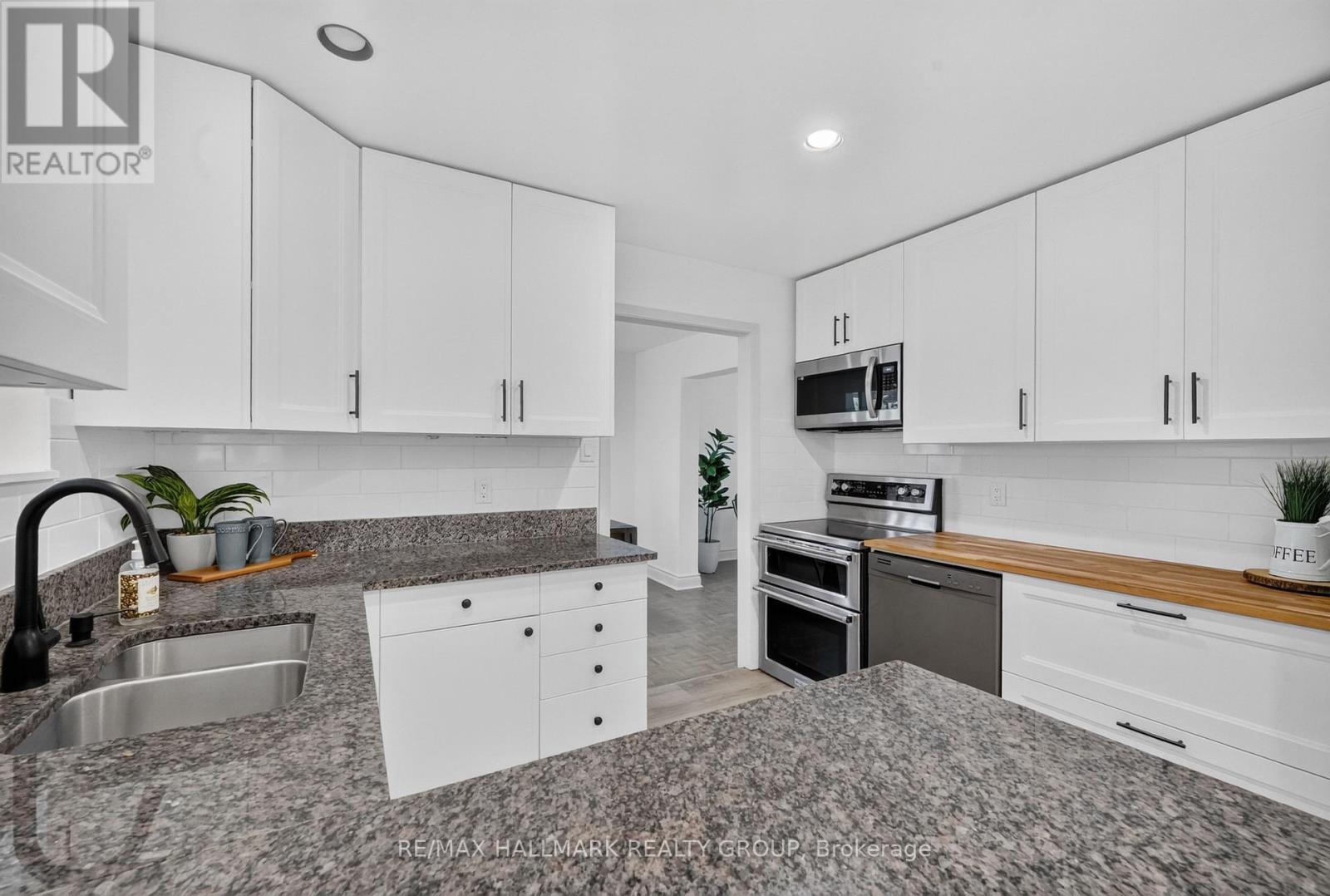 612 Clancy Street, Ottawa, Ontario  K1J 7T9 - Photo 8 - X13780248