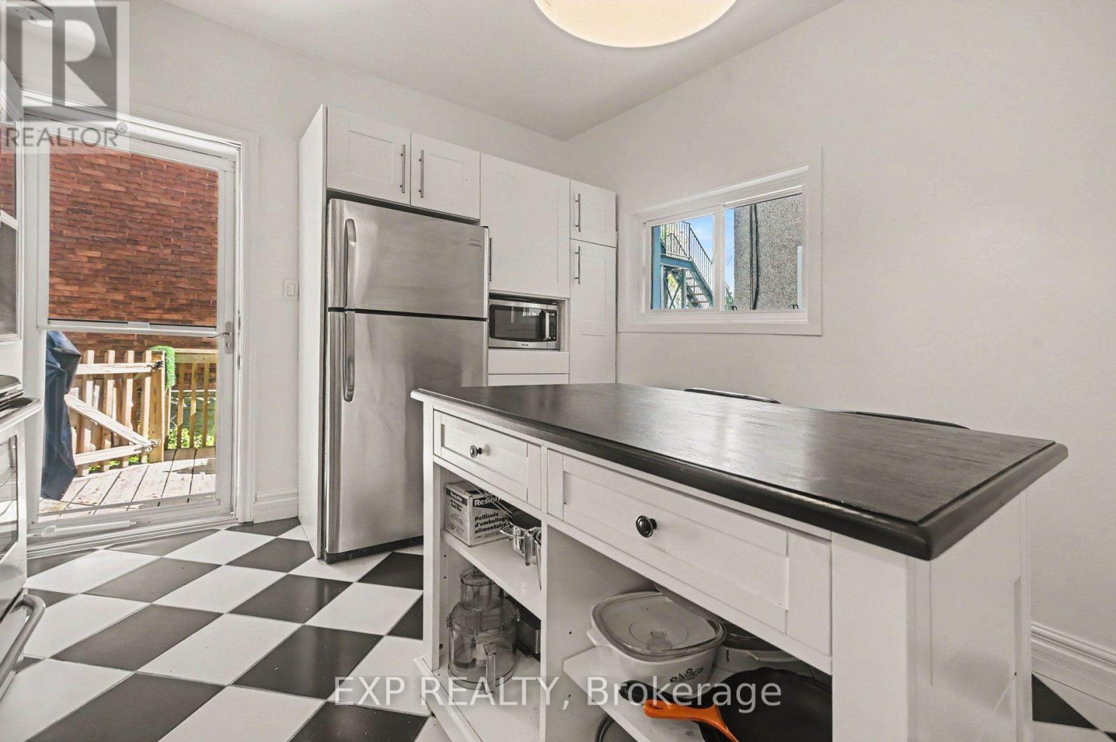 541 Bay Street, Ottawa, Ontario  K1R 6B6 - Photo 18 - X13780436