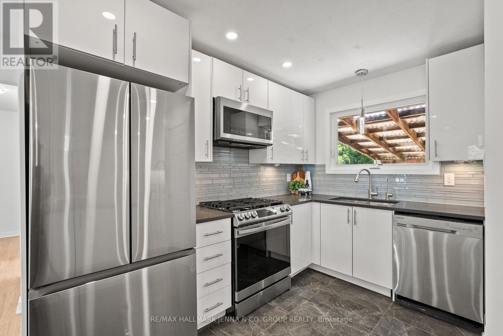 31 Whitburn Crescent, Ottawa, Ontario  K2H 5K5 - Photo 13 - X13780454