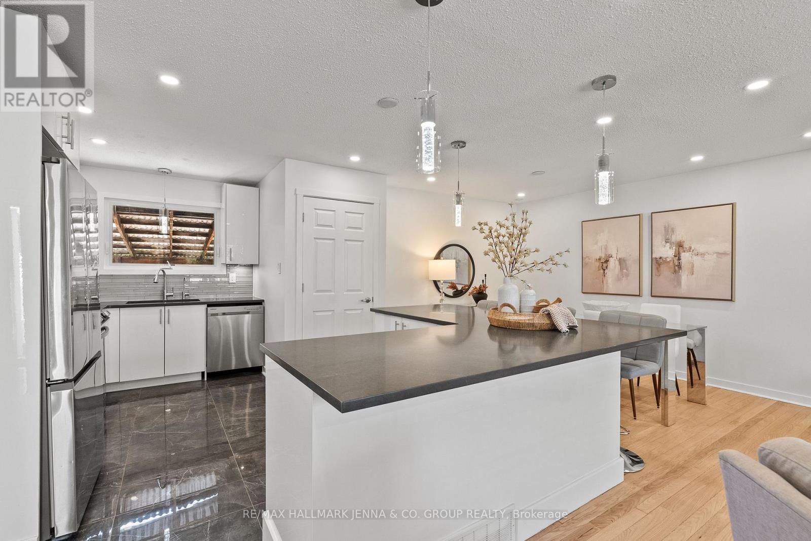 31 Whitburn Crescent, Ottawa, Ontario  K2H 5K5 - Photo 16 - X13780454