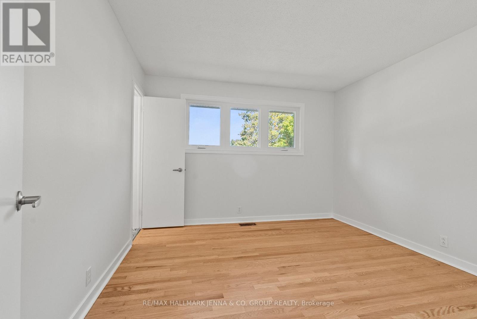 31 Whitburn Crescent, Ottawa, Ontario  K2H 5K5 - Photo 21 - X13780454
