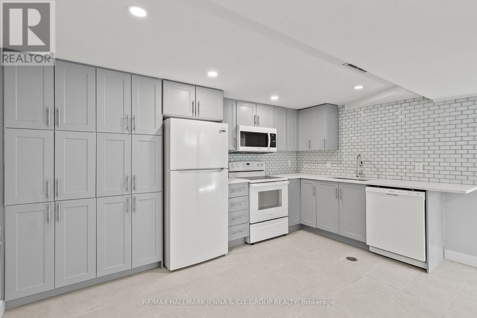 31 Whitburn Crescent, Ottawa, Ontario  K2H 5K5 - Photo 33 - X13780454