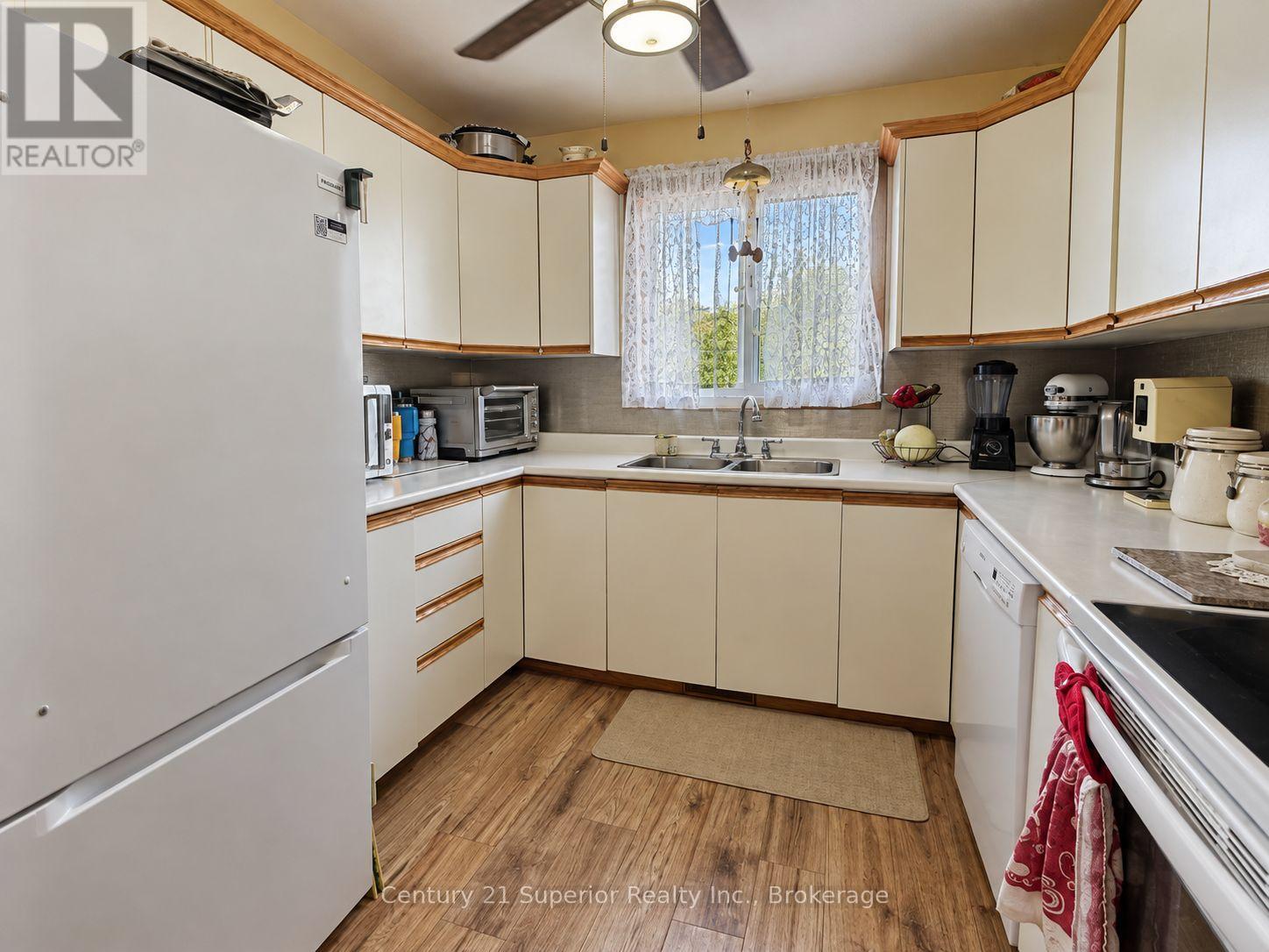 474 Brock Street E, Thunder Bay, Ontario  P7E 4H7 - Photo 13 - X13780344