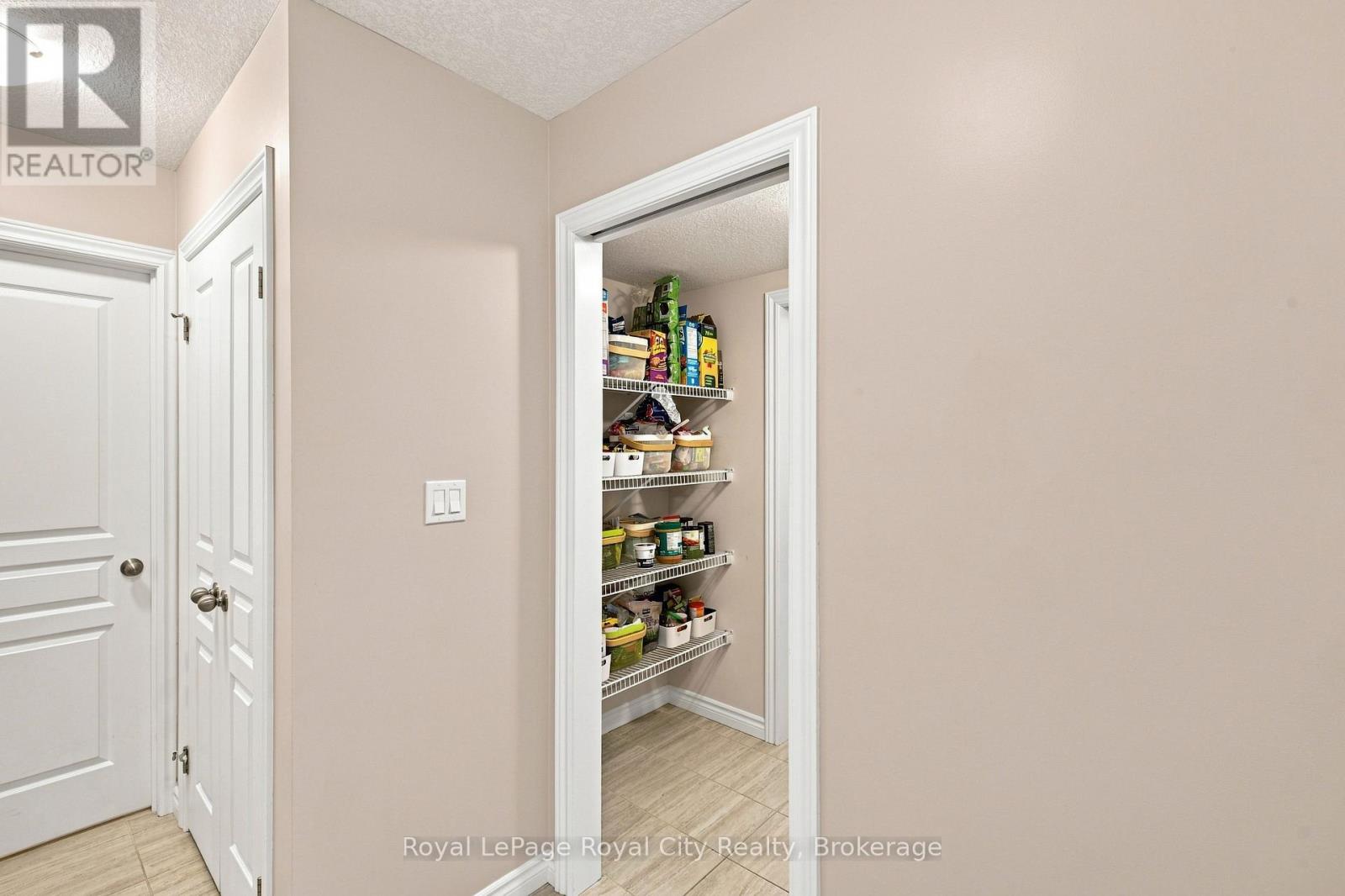 558 Starwood Drive, Guelph, Ontario  N1E 0L8 - Photo 12 - X13772722