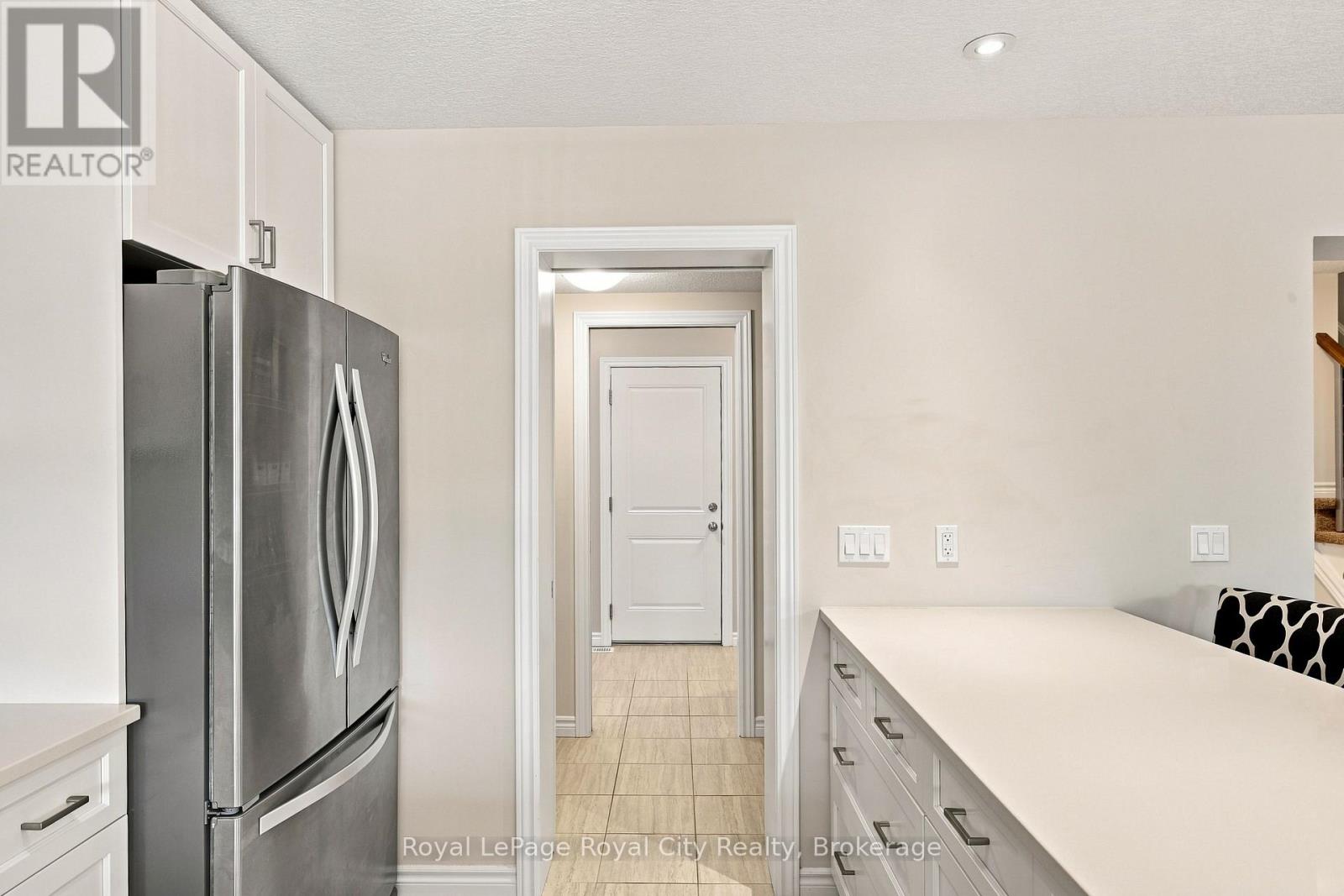 558 Starwood Drive, Guelph, Ontario  N1E 0L8 - Photo 11 - X13772722