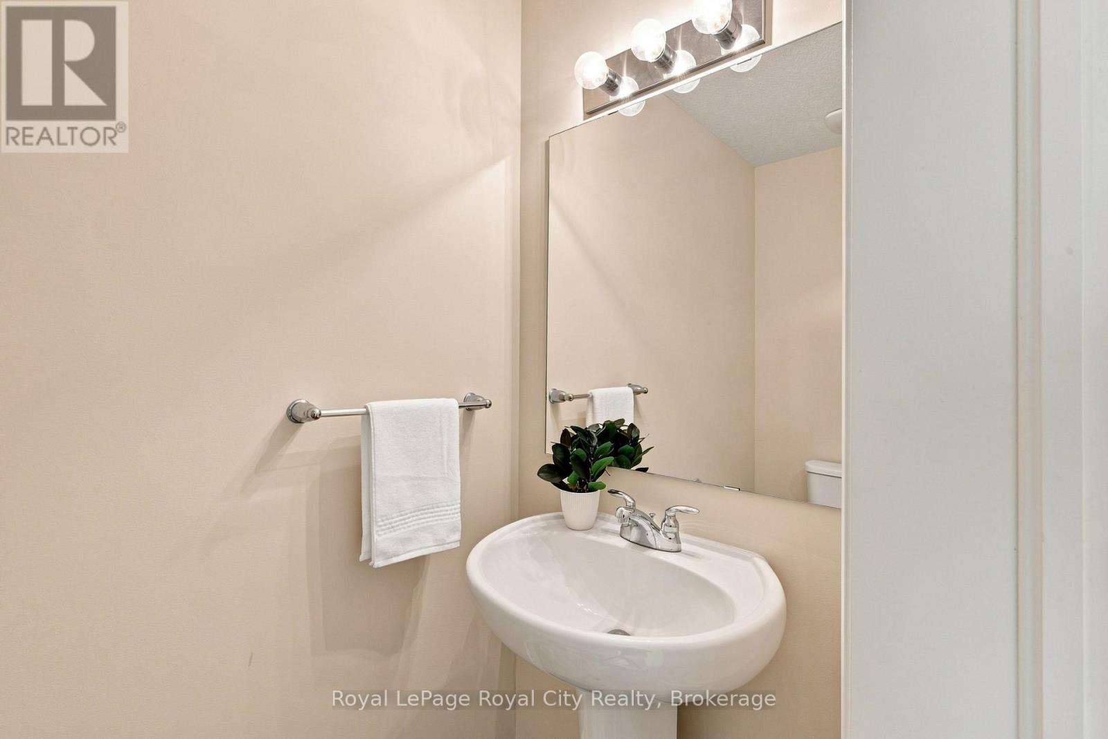 558 Starwood Drive, Guelph, Ontario  N1E 0L8 - Photo 20 - X13772722