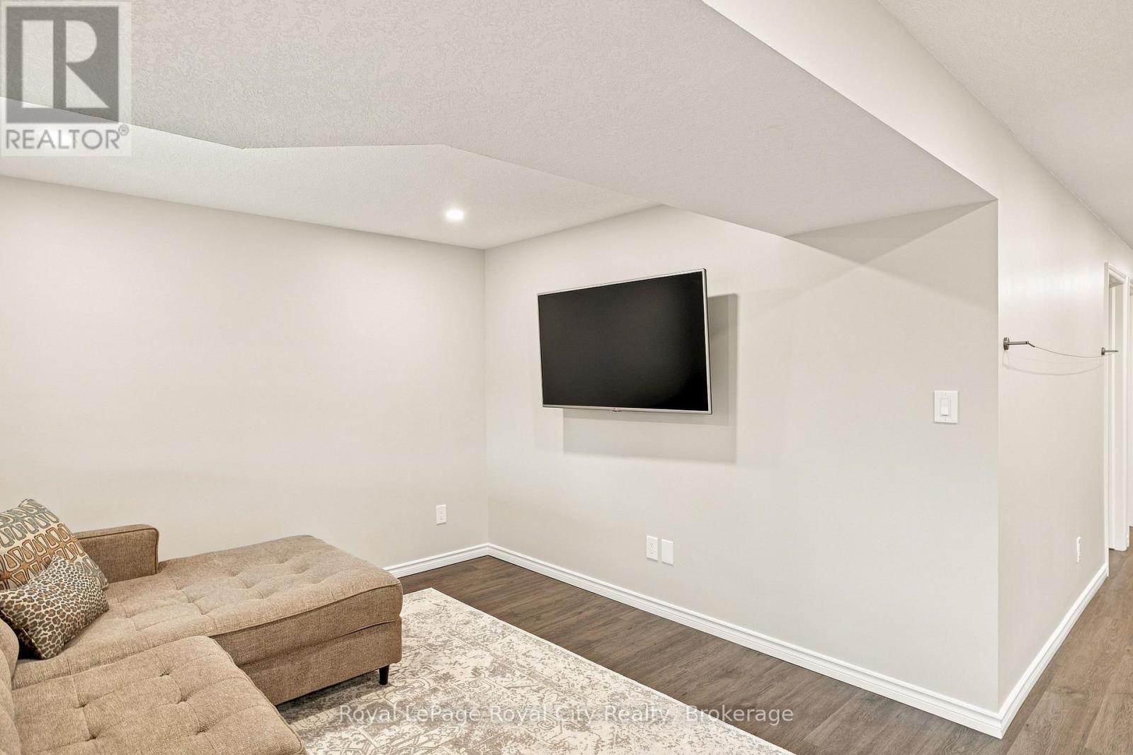 558 Starwood Drive, Guelph, Ontario  N1E 0L8 - Photo 42 - X13772722