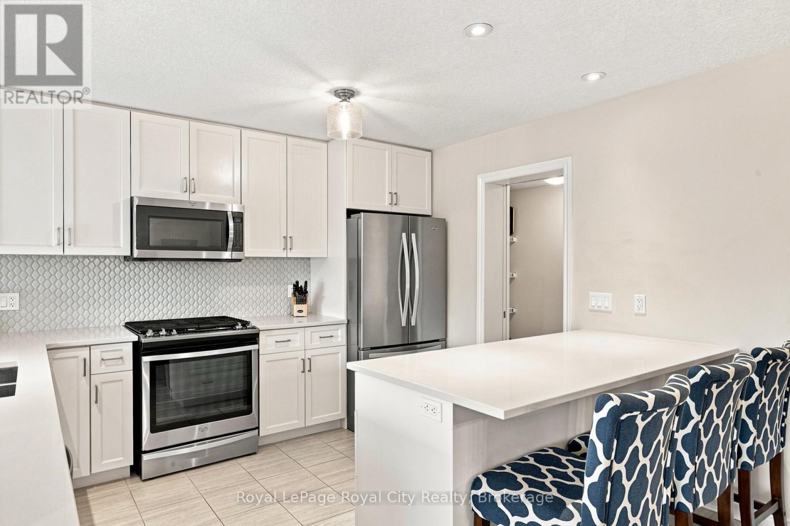 558 Starwood Drive, Guelph, Ontario  N1E 0L8 - Photo 8 - X13772722