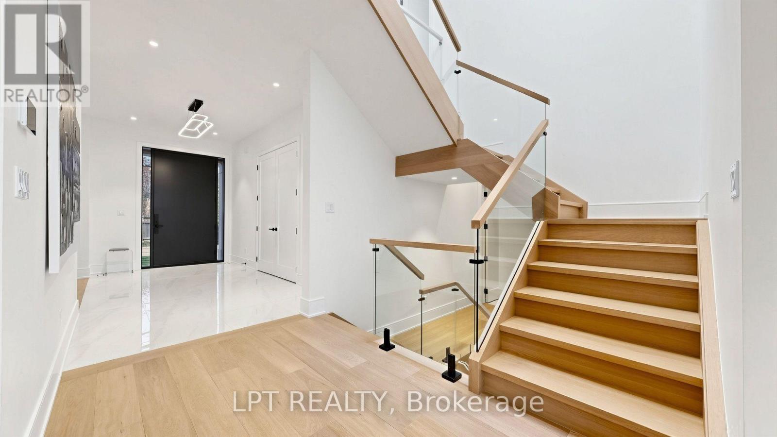 431 Heath Street E, Toronto, Ontario  M4G 1B6 - Photo 19 - C13778884