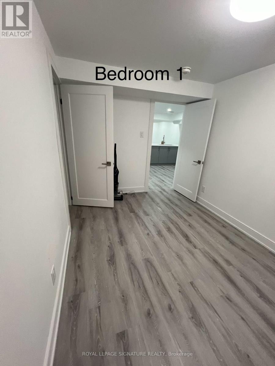 Basement - 3 Cox Crescent, Brampton, Ontario  L6X 3H1 - Photo 2 - W13779766