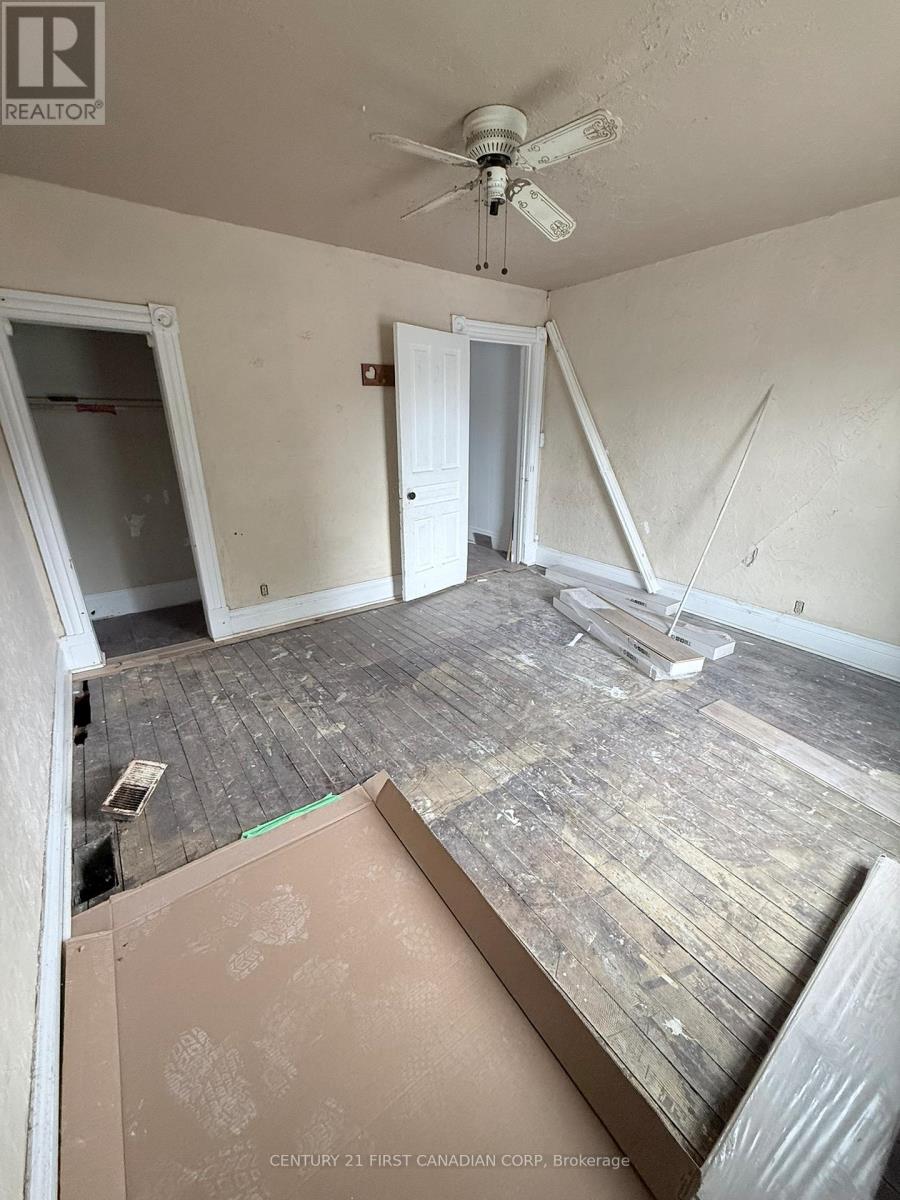 8-10 Hillyard Street, Chatham-Kent, Ontario  N7L 3C9 - Photo 11 - X13435804